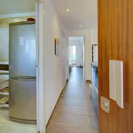 Immogroom - Sea View Terrace - Air Conditioning - Parking - Wifi Apartment